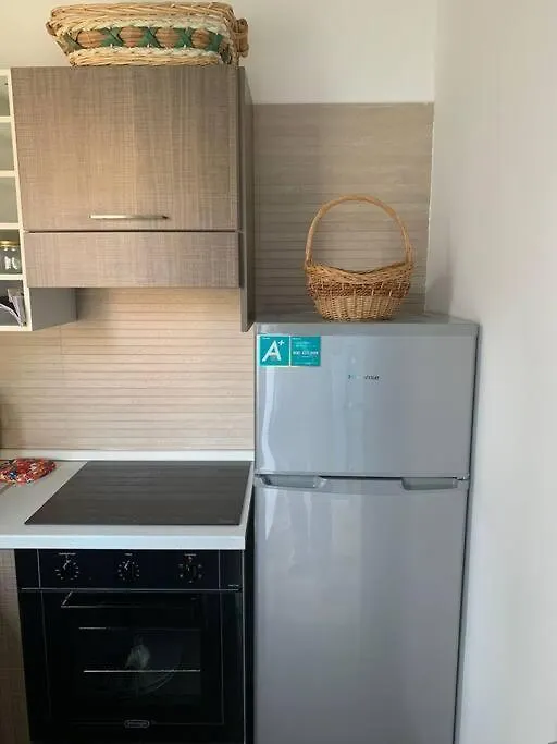 Apartment Cozy 1-Room Studio In Giambellino Milan