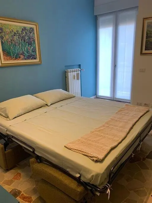 Cozy 1-Room Studio In Giambellino Milan Apartment